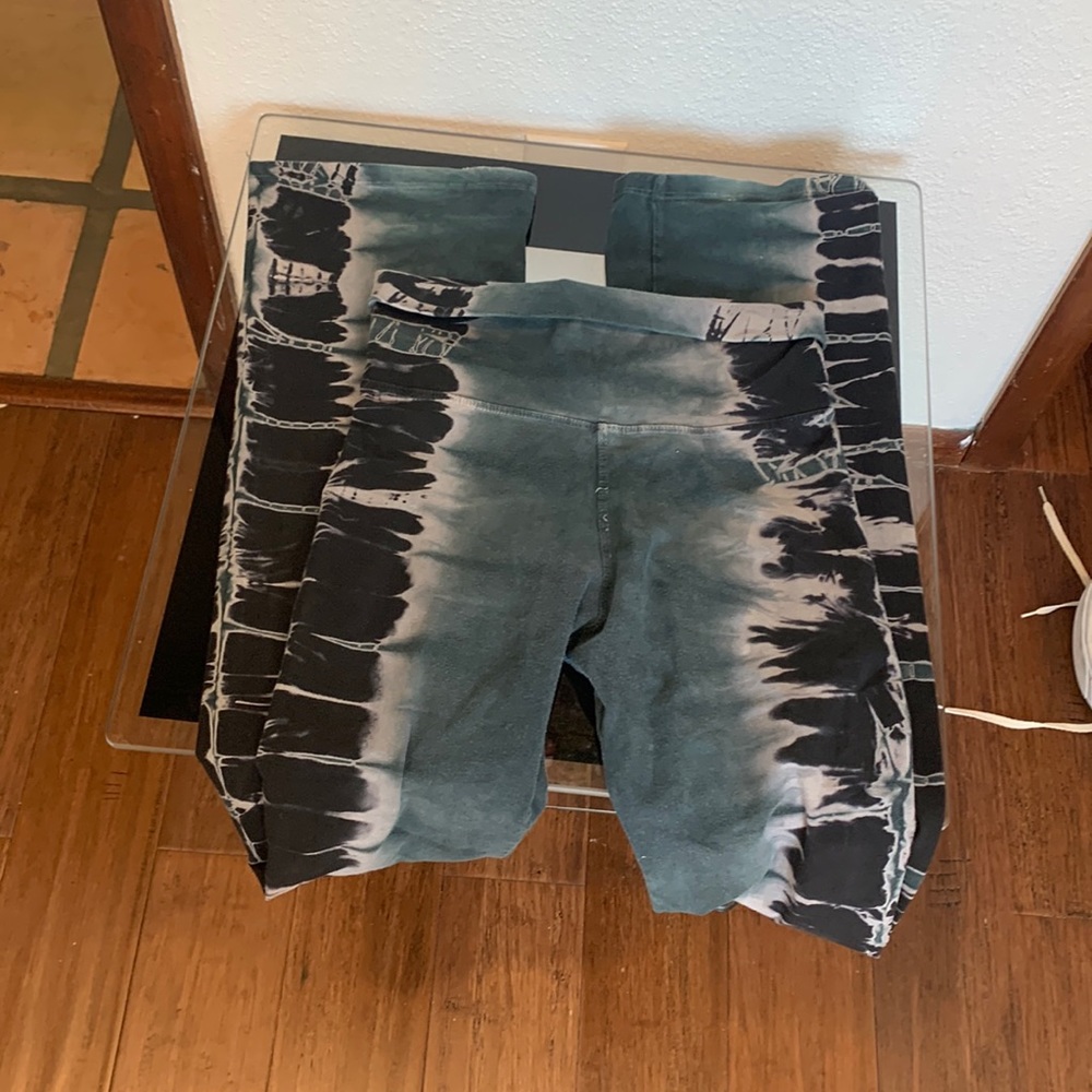 Tie dye flare leggings